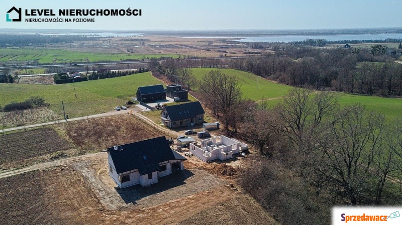 Sprzedam dom Elbląg -  wolnostojący jednopiętrowy,  pow.  178 m2,  działka:   967 m2