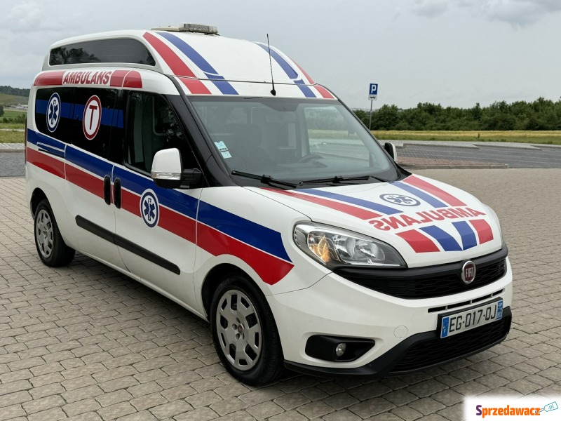 Fiat Doblo 2016 Ambulans oryginalna karetka 2.0JTD - Pojazdy specjalistyczne - Gostyń