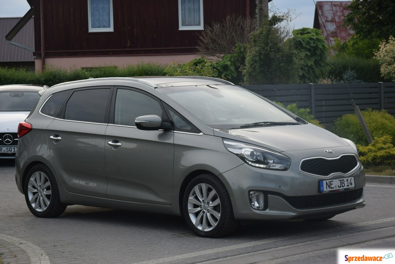Kia Carens 2016