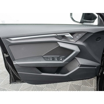 Audi A3  Hatchback 2024,  1.5 benzyna, automat - Na sprzedaż za 115 800 zł - Gdynia - zdjęcie 10