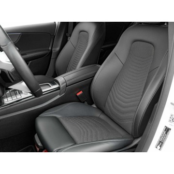 Mercedes - Benz A-klasa  Sedan/Limuzyna 2023,  2.0 diesel, automat - Na sprzedaż za 102 500 zł - Gdańsk - zdjęcie 12