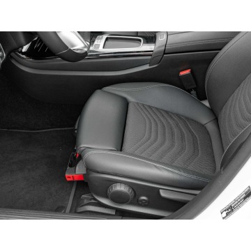Mercedes - Benz A-klasa  Sedan/Limuzyna 2023,  2.0 diesel, automat - Na sprzedaż za 102 500 zł - Gdańsk - zdjęcie 11