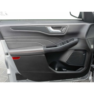 Ford Kuga  SUV 2022,  2.0 diesel, automat - Na sprzedaż za 102 850 zł - Gdynia - zdjęcie 9