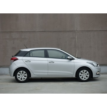 Hyundai i20  Hatchback 2015,  1.2 benzyna - Na sprzedaż za 29 500 zł - Lublin - zdjęcie 3