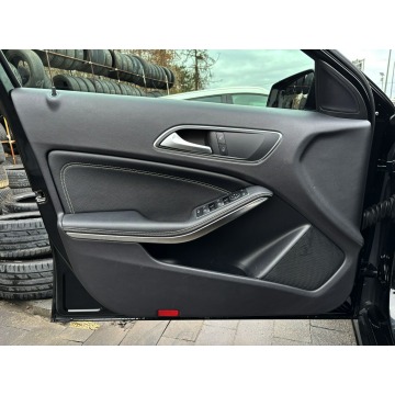 Mercedes - Benz A-klasa  Liftback 2014,  1.6 benzyna - Na sprzedaż za 41 499 zł - Tychy - zdjęcie 11