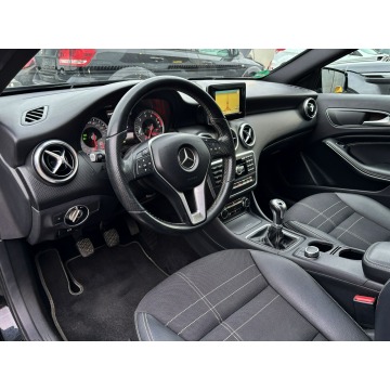Mercedes - Benz A-klasa  Liftback 2014,  1.6 benzyna - Na sprzedaż za 41 499 zł - Tychy - zdjęcie 12