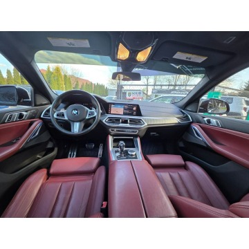 BMW X6  SUV 2020,  4.4 benzyna, automat - Na sprzedaż za 229 000 zł - Łódź - zdjęcie 10