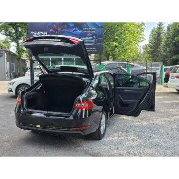 Skoda Superb  Sedan/Limuzyna 2022,  2.0 diesel - Na sprzedaż za 68 500 zł - Łódź - zdjęcie 11
