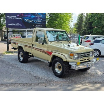 Toyota Land Cruiser  SUV 1992,  2.4 benzyna - Na sprzedaż za 84 900 zł - Łódź - zdjęcie 6