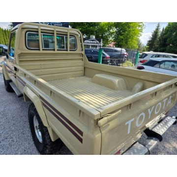 Toyota Land Cruiser  SUV 1992,  2.4 benzyna - Na sprzedaż za 84 900 zł - Łódź - zdjęcie 11