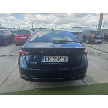 Skoda Octavia  Sedan/Limuzyna 2020,  2.0 diesel, automat - Na sprzedaż za 59 900 zł - Kraków - zdjęcie 6