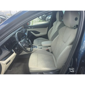 Skoda Octavia  Sedan/Limuzyna 2020,  2.0 diesel, automat - Na sprzedaż za 59 900 zł - Kraków - zdjęcie 10