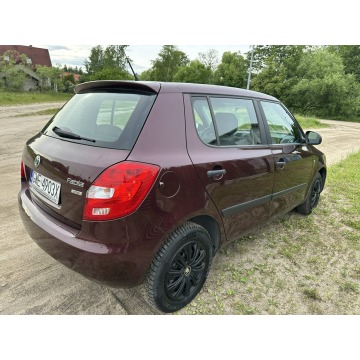Skoda Fabia  Hatchback 2011,  1.2 benzyna - Na sprzedaż za 13 800 zł - Wejherowo - zdjęcie 4