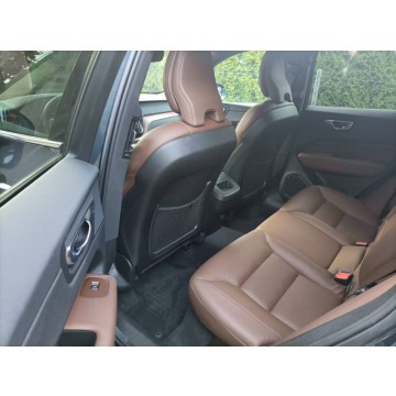 Volvo XC60  SUV 2020,  2.0 benzyna, automat - Na sprzedaż za 107 900 zł - Białystok - zdjęcie 8