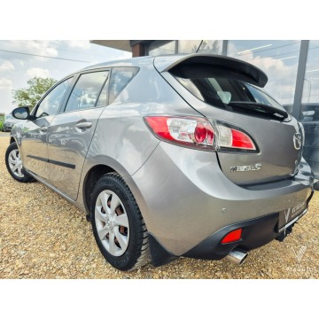 Mazda 3  Hatchback 2010,  1.6 benzyna - Na sprzedaż za 18 399 zł - Tychy - zdjęcie 4