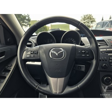 Mazda 3  Hatchback 2010,  1.6 benzyna - Na sprzedaż za 18 399 zł - Tychy - zdjęcie 10