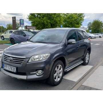Toyota   SUV 2011,  2.0 benzyna - Na sprzedaż za 38 999 zł - Piła - zdjęcie 7
