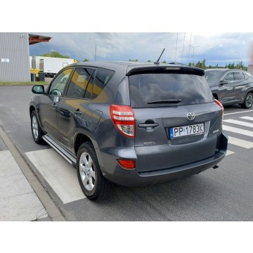 Toyota   SUV 2011,  2.0 benzyna - Na sprzedaż za 38 999 zł - Piła - zdjęcie 5