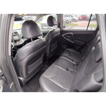 Toyota   SUV 2011,  2.0 benzyna - Na sprzedaż za 38 999 zł - Piła - zdjęcie 11