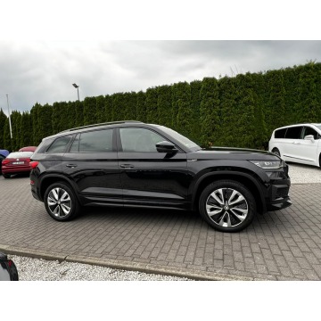 Skoda Kodiaq  SUV 2021,  2.0 benzyna, automat - Na sprzedaż za 119 925 zł - Baranowo - zdjęcie 4