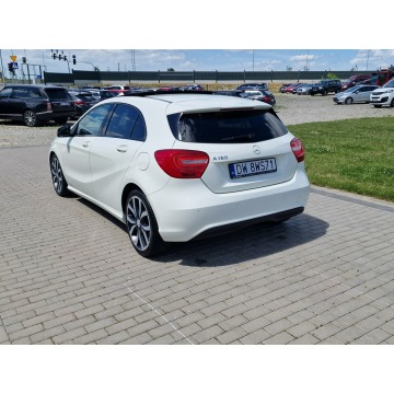 Mercedes - Benz A-klasa  Hatchback 2012,  1.6 benzyna, automat - Na sprzedaż za 47 500 zł - Strobice - zdjęcie 4