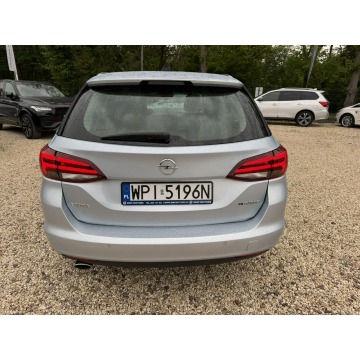 Opel Astra 2016,  1.6 diesel - Na sprzedaż za 36 800 zł - Pęcice - zdjęcie 4