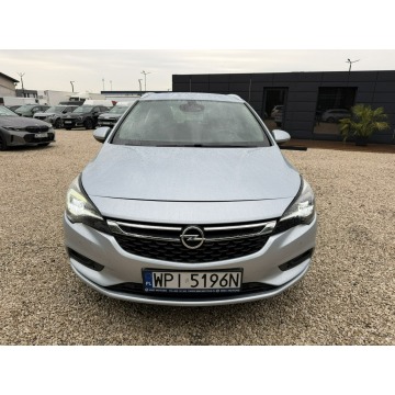 Opel Astra 2016,  1.6 diesel - Na sprzedaż za 36 800 zł - Pęcice - zdjęcie 8