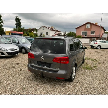 Volkswagen Touran  Minivan/Van 2013,  1.6 diesel - Na sprzedaż za 24 000 zł - Białogard - zdjęcie 6