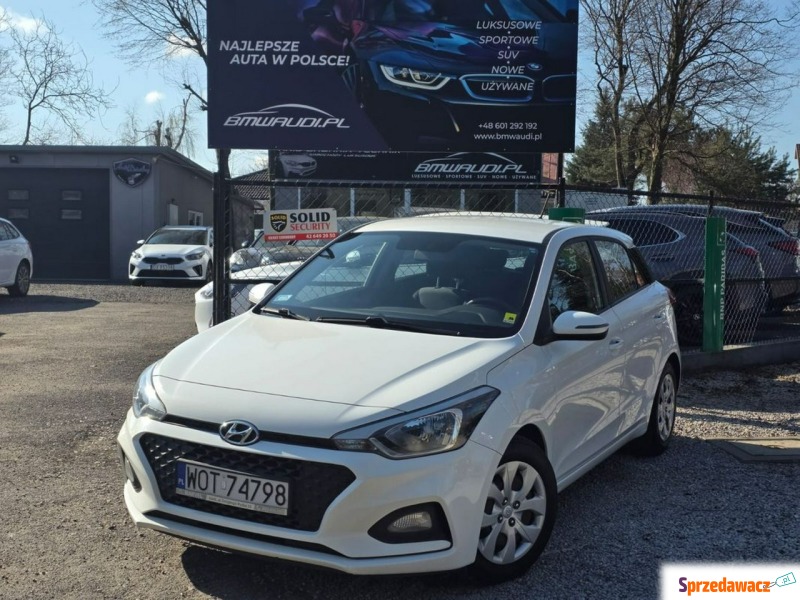 Hyundai i20  Hatchback 2020,  1.2 benzyna+LPG - Na sprzedaż za 24 500 zł - Łódź