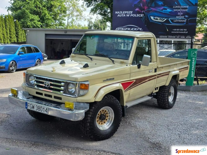Toyota Land Cruiser  SUV 1992,  2.4 benzyna - Na sprzedaż za 84 900 zł - Łódź