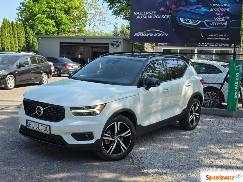 Volvo   SUV 2021,  2.0 benzyna, automat - Na sprzedaż za 108 999 zł - Łódź