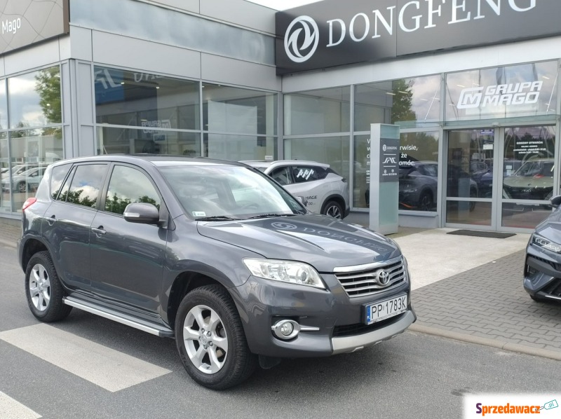 Toyota   SUV 2011,  2.0 benzyna - Na sprzedaż za 38 999 zł - Piła