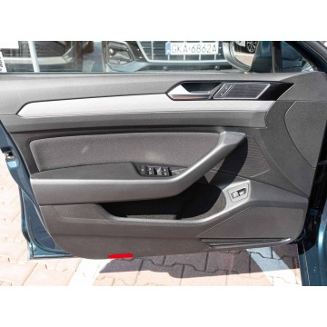 Volkswagen Passat  Kombi 2022,  2.0 diesel, automat - Na sprzedaż za 72 324 zł - Gdynia - zdjęcie 9