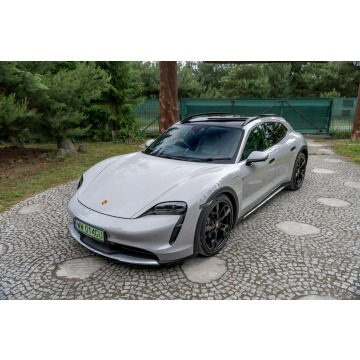 Porsche Taycan 2022 elektryczny, automat - Na sprzedaż za 199 777 zł - Ropczyce - zdjęcie 2