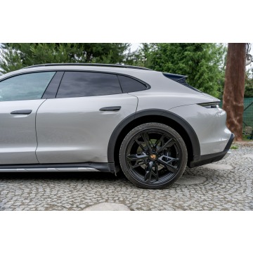 Porsche Taycan 2022 elektryczny, automat - Na sprzedaż za 199 777 zł - Ropczyce - zdjęcie 8