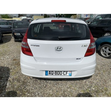 Hyundai i30  Hatchback 2010,  1.6 diesel - Na sprzedaż za 11 999 zł - Gostyń - zdjęcie 5