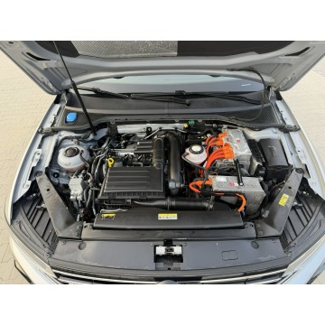 Volkswagen Passat 2020,  1.4 hybryda, automat - Na sprzedaż za 69 900 zł - Mrągowo - zdjęcie 3