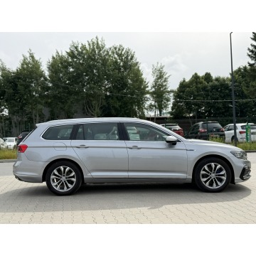 Volkswagen Passat 2020,  1.4 hybryda, automat - Na sprzedaż za 69 900 zł - Mrągowo - zdjęcie 12