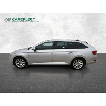 Skoda Superb  Kombi 2023,  2.0 diesel, automat - Na sprzedaż za 99 900 zł - Warszawa - zdjęcie 8