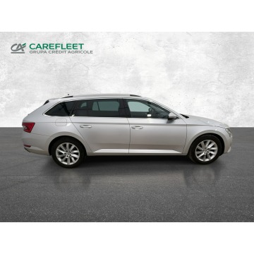 Skoda Superb  Kombi 2023,  2.0 diesel, automat - Na sprzedaż za 99 900 zł - Warszawa - zdjęcie 4