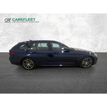 BMW Seria 5  Kombi 2022,  2.0 benzyna, automat - Na sprzedaż za 143 100 zł - Warszawa - zdjęcie 4