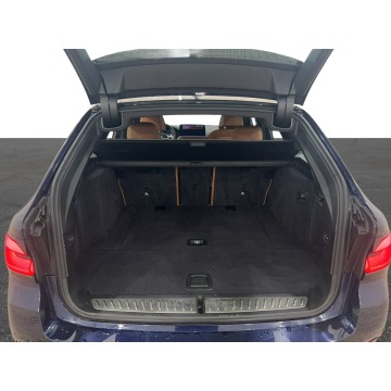 BMW Seria 5  Kombi 2022,  2.0 benzyna, automat - Na sprzedaż za 143 100 zł - Warszawa - zdjęcie 11