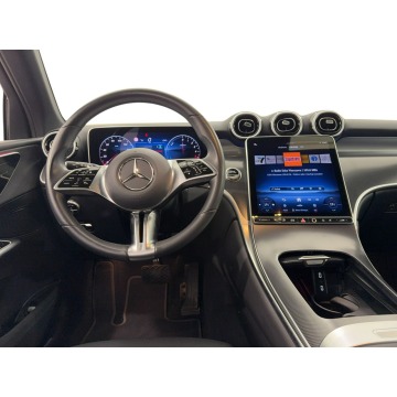 Mercedes - Benz GLC-klasa  SUV 2025,  2.0 hybryda, automat - Na sprzedaż za 235 900 zł - Warszawa - zdjęcie 9