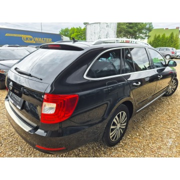 Skoda Superb  Kombi 2015,  2.0 diesel, automat - Na sprzedaż za 36 999 zł - Tychy - zdjęcie 3