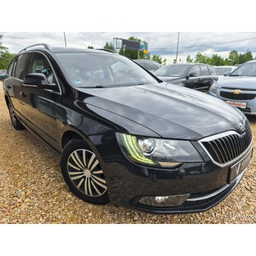 Skoda Superb  Kombi 2015,  2.0 diesel, automat - Na sprzedaż za 36 999 zł - Tychy - zdjęcie 2