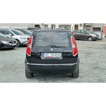 Skoda Roomster  Minivan/Van 2010,  1.2 benzyna - Na sprzedaż za 18 900 zł - Elbląg - zdjęcie 9
