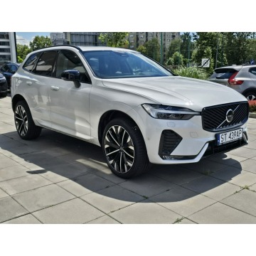 Volvo   SUV 2025,  2.0 benzyna, automat - Na sprzedaż za 246 500 zł - Tychy - zdjęcie 4
