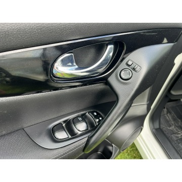 Nissan Qashqai  Hatchback 2016,  1.2 benzyna - Na sprzedaż za 45 500 zł - Racławice - zdjęcie 8