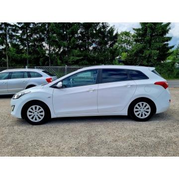 Hyundai i30 2015,  1.4 benzyna - Na sprzedaż za 29 900 zł - Szczecin - zdjęcie 8