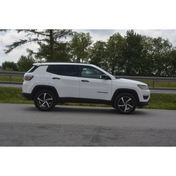 Jeep Compass  SUV 2017,  2.4 benzyna+LPG, automat - Na sprzedaż za 53 300 zł - Sędziszów Małopolski - zdjęcie 11